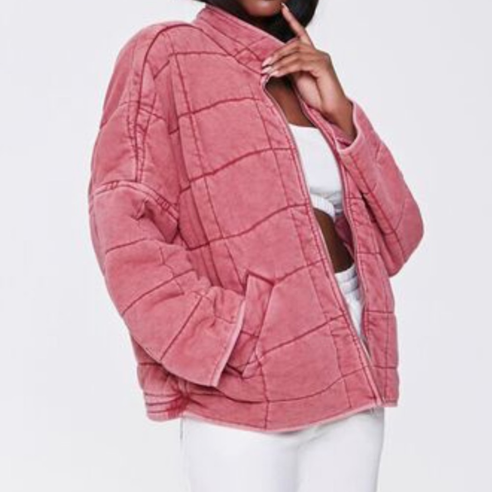 Forever 21 quilted zip up jacket! Medium in pink!